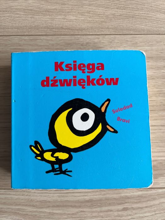 Księga dźwięków oraz pucio zabawy gestem i dźwiękiem