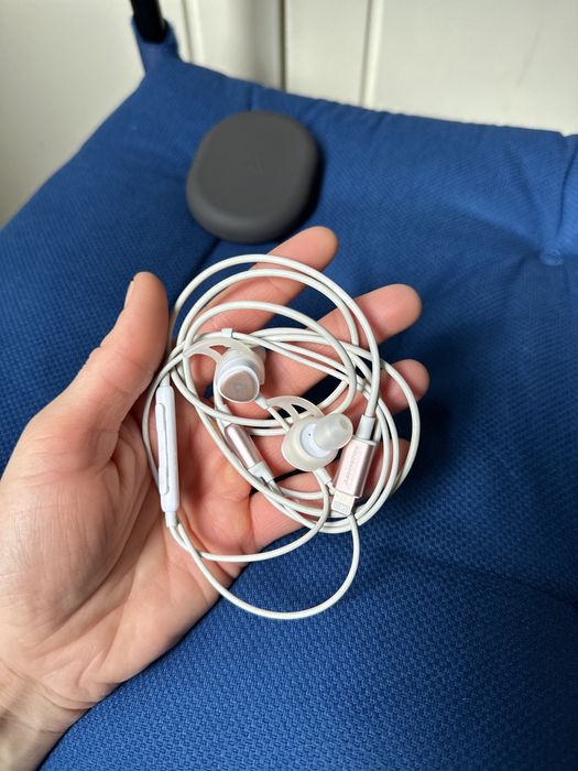 Магнитные наушники ADPROTECH Lightning