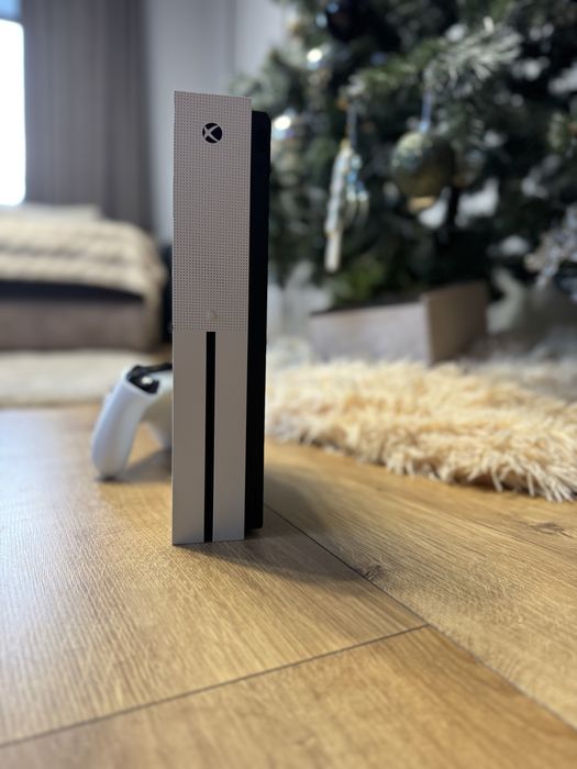 X box one S + геймпад