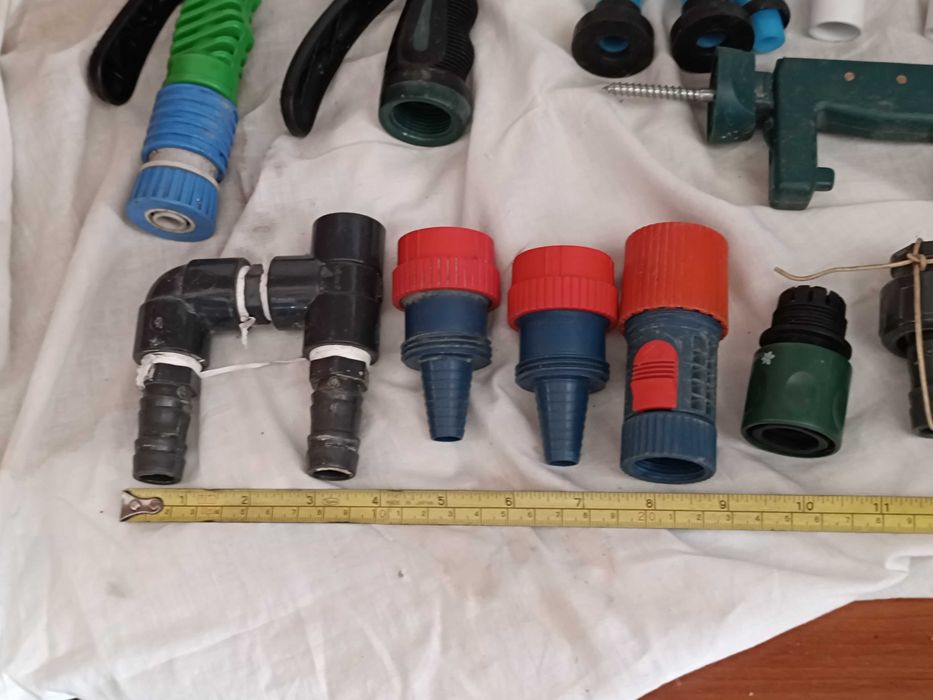 Conjunto de torneiras aspersores para mangueiras