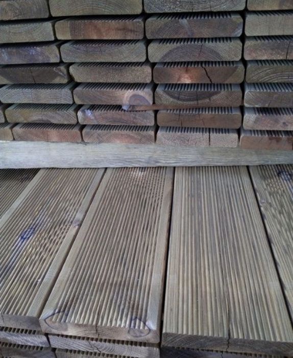 Deck Casquinha Vermelha Extra Tratado Antiderrapante