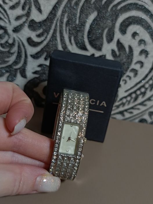 Жіночий годинник Via Lucia 181