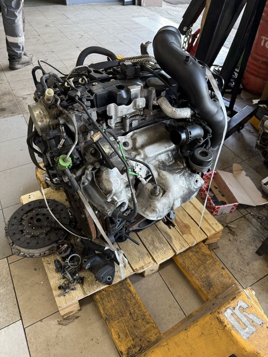 Silnik master 3 2.3  m9t 704