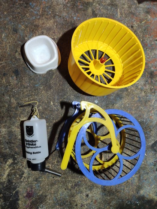 Колесо, поїлка, миска для гризунів хом'яка, миші, щура б/у