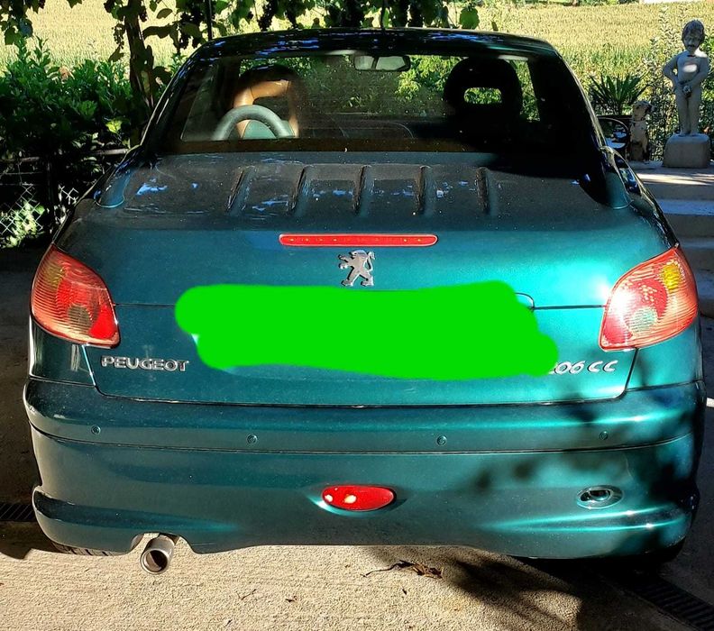 Peugeot 206cc com caixa automática, a gasolina e GPL
