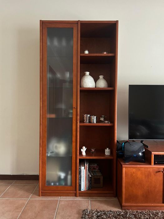 Conjunto móvel de sala com mesa de centro