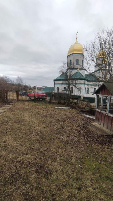 Продам Дім Землю біля центру