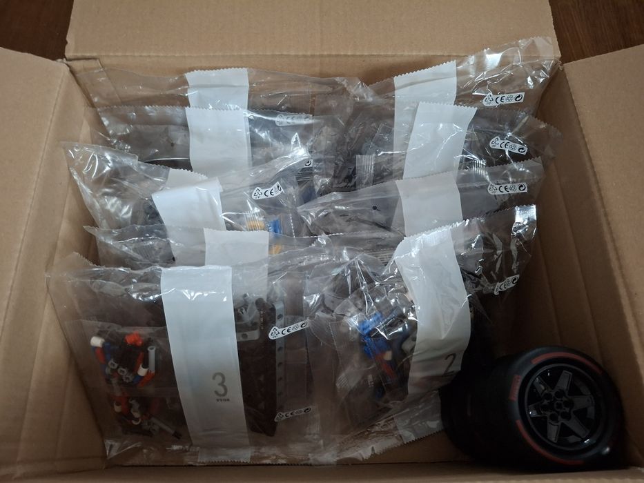 Klocki technic red bull f1 42206