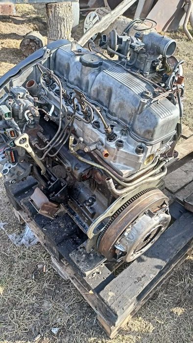Двигун 4д56  4d56 Міцубісі Л200 Паджеро Спорт під електронну ТНВД