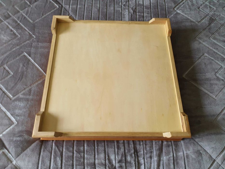 Tabuleiro de Xadrez em madeira 45x45 + 32 Peças em cerâmica