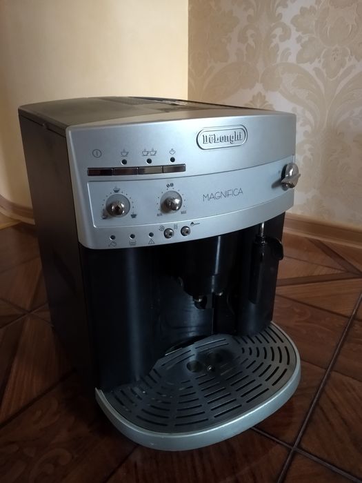 Кавомашина Delonghi на запчастини