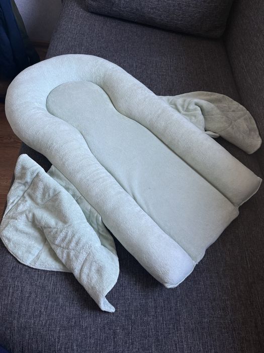 Кокон для немовлят з крилами