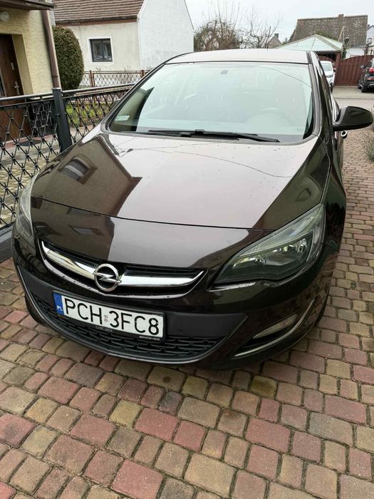 Opel Astra J Facelift