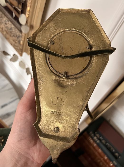 Aspersorium kropielnica brąz złocony vintage antyk Francja 1950 sygnowana sygnatura Maryja maryjka rzeźba made in France ramka rama zdjęcie