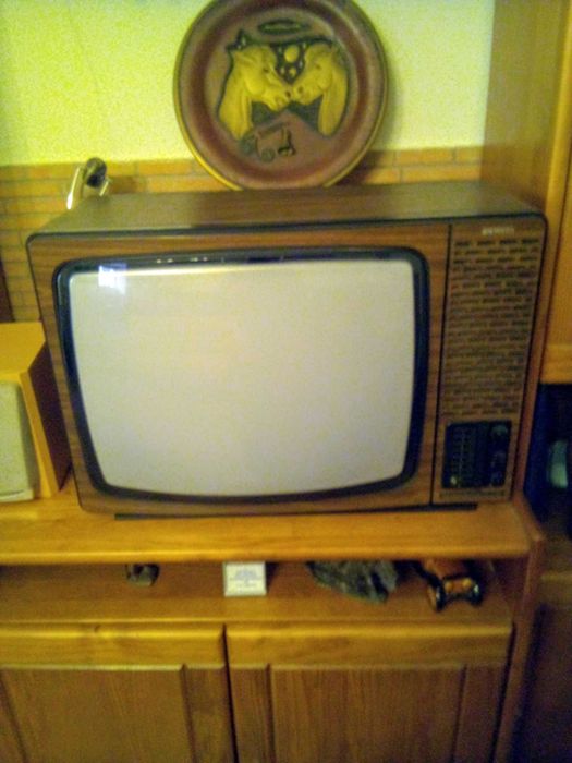 Venda de televisores para jogos.