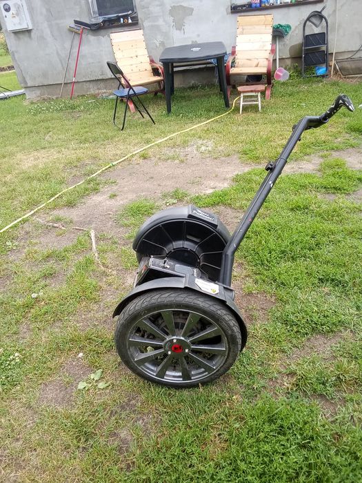 Segway Zasięg około 20 km sprowadzany z USA