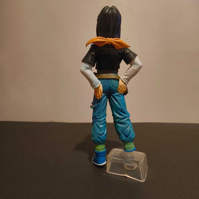 Figura Dragon Ball Android 17