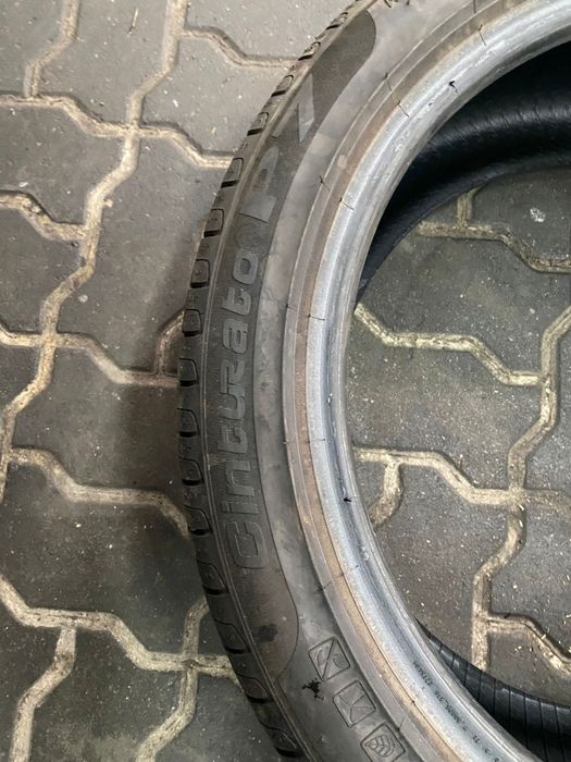 PNEUS USADOS COM A MEDIDA 245/40 R18 - 2 UNIDADES