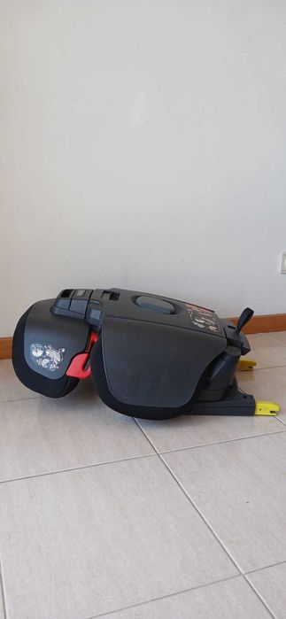 Cadeira Infantil para auto, marca PEG-PÉREGO Viaggio 2-3 Flex. Encontra-se em ótimo estado de conservação, pronto para uso.