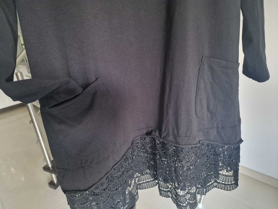 Piękna tunika oversize z koronkowym dołem bpc Bonprix collection