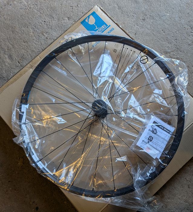 Roda dianteira 29 Shimano MT500 Nova