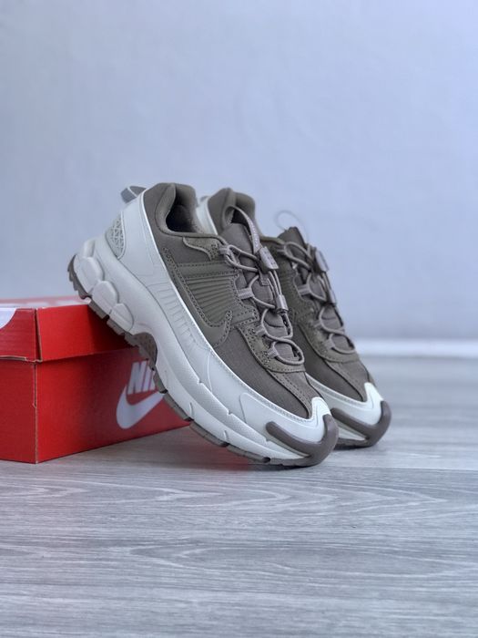 Nike Air Zoom Vomero Roam