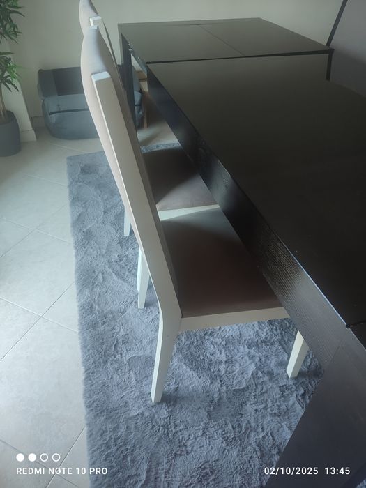 Mesa de Jantar + 6 Cadeiras