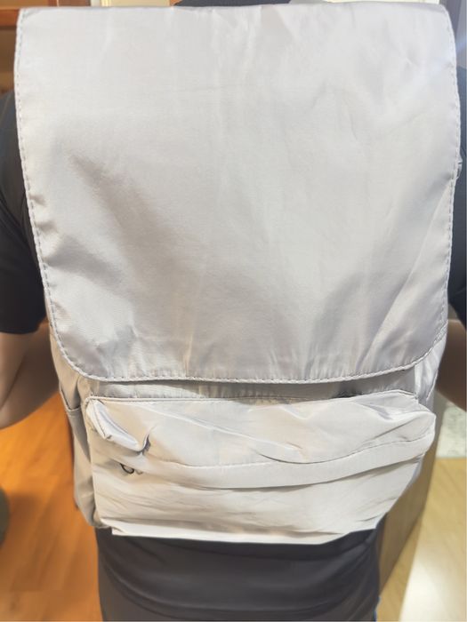 Mochila RNB cinzenta