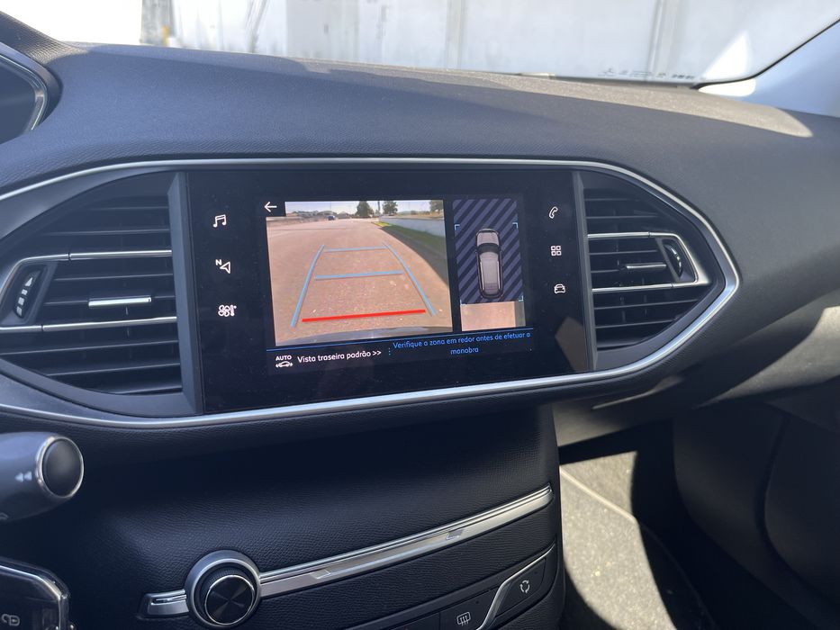 Peugeot 308 SW 1.5 BlueHDi Allure 130cv) - 2021