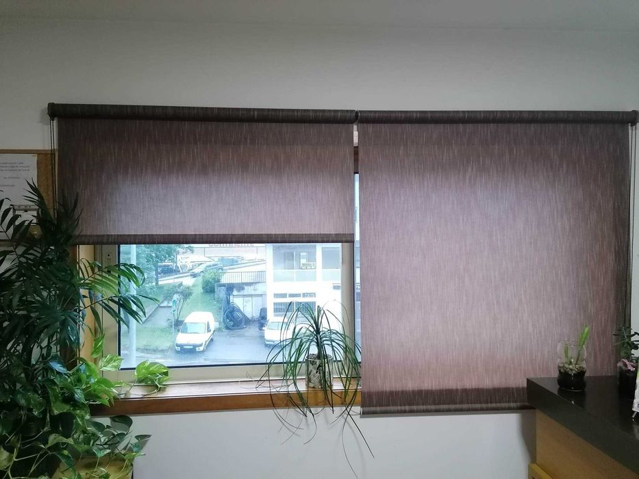 Cortinas/estores em rolo