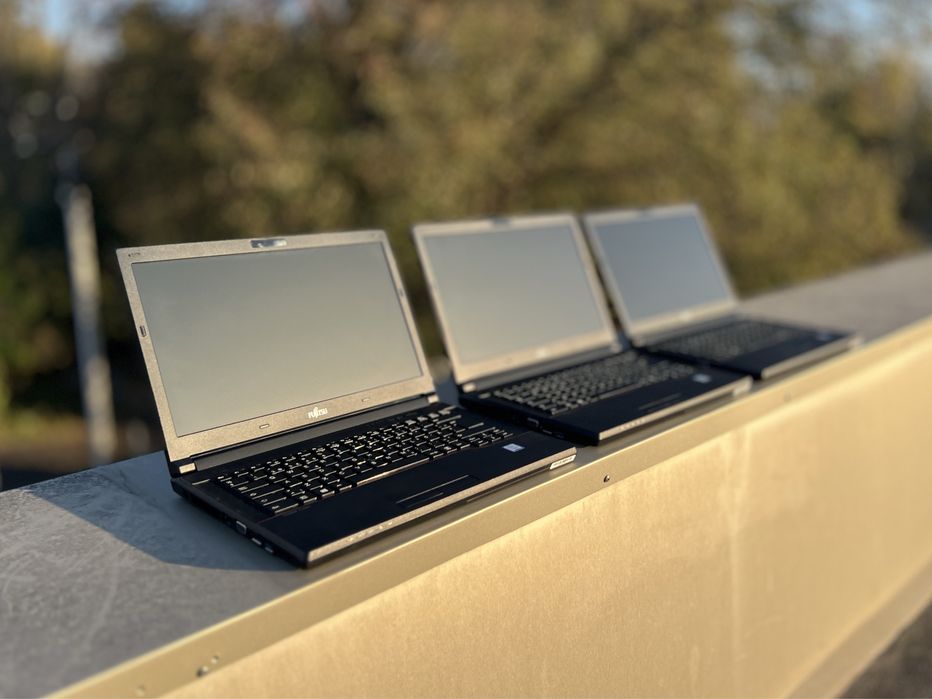 Ноутбук Fujitsu LifeBook E546/i3-6100/8GB/256GB/14.0"HD/ГАРАНТІЯ