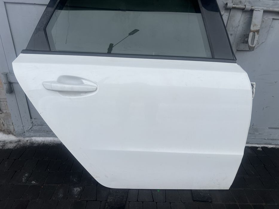 Peugeot 508sw двері.