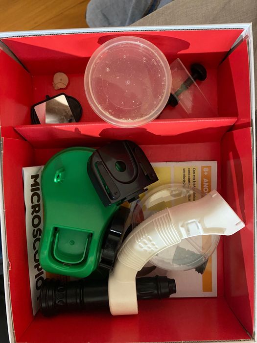 Microscópio (esta como novo)