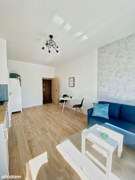 Kawalerka z balkonem na wynajem w centrum Gdyni - Widok 4