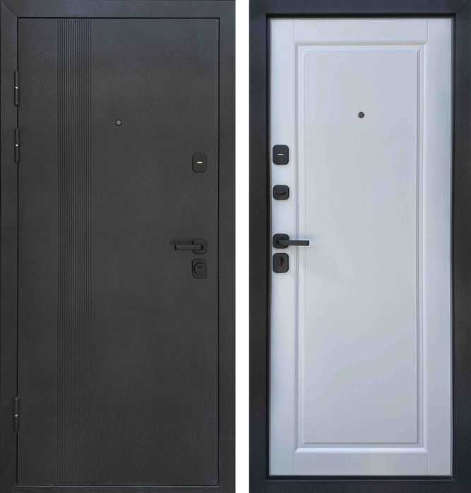 Нові металеві двері.