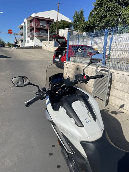 Honda NC750X | 35.000 km | Moto de família | 5.500 €