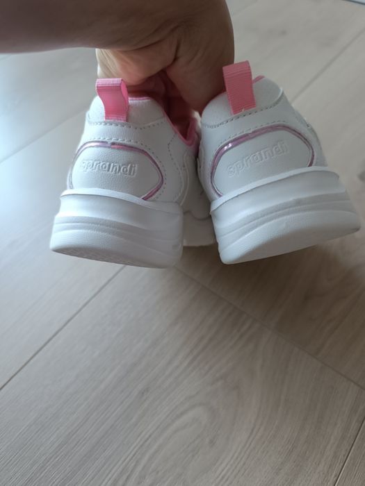 Adidasy dziewczęce Sprandi 31