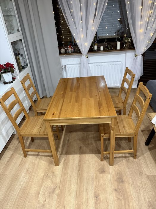 Stół z krzesłami do jadalni sosna ikea