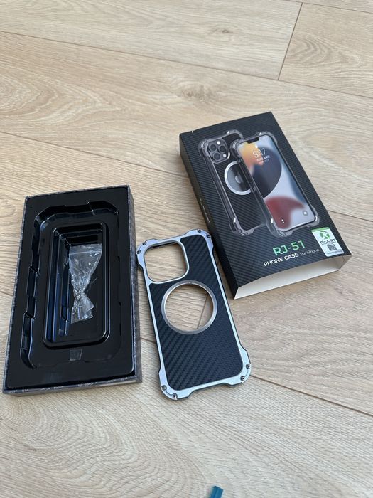 Etui na Iphon 14 PRO