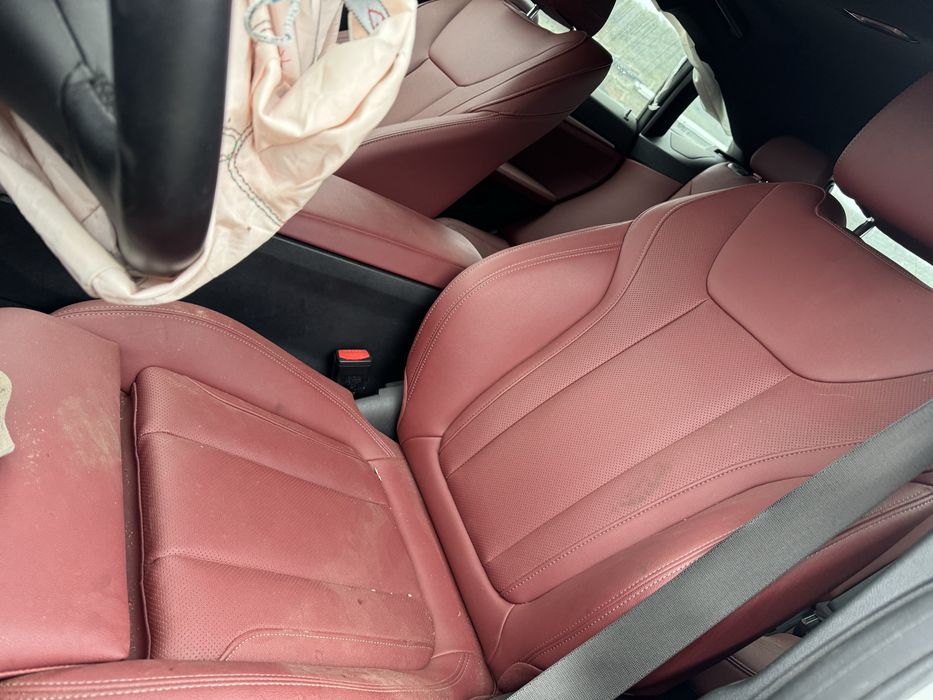 Сидіння, крісла,  салон bmw i4 g26