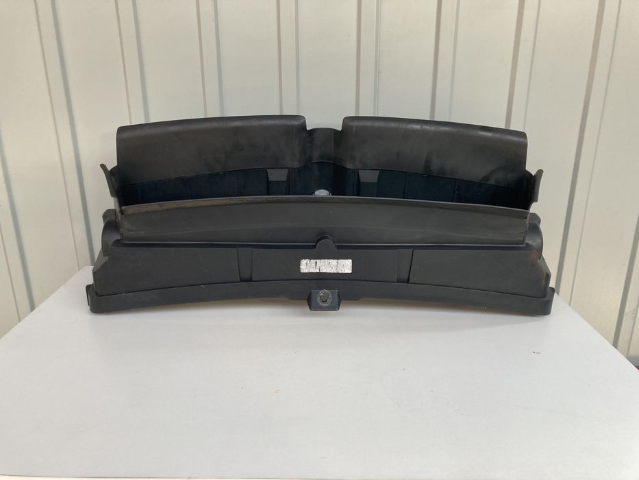 BMW e87 e81 kierownica powietrza wlot dolot dolny dolna żaluzje