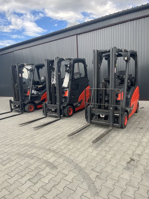 Woózek widlowy Linde H 16