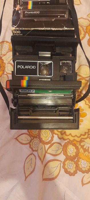 Câmera polaroid pronto 600