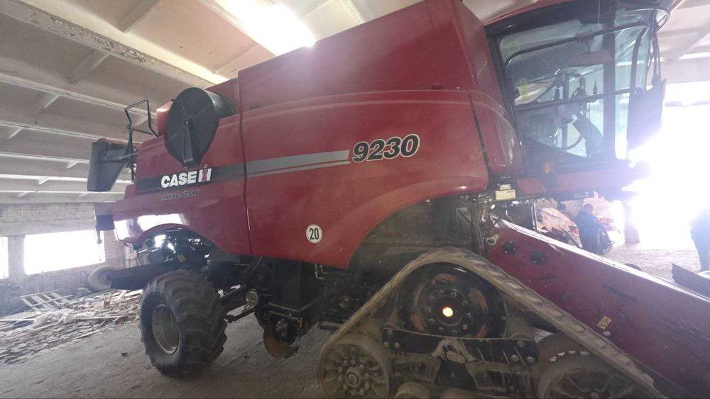 Case IH Axial Flow 9230