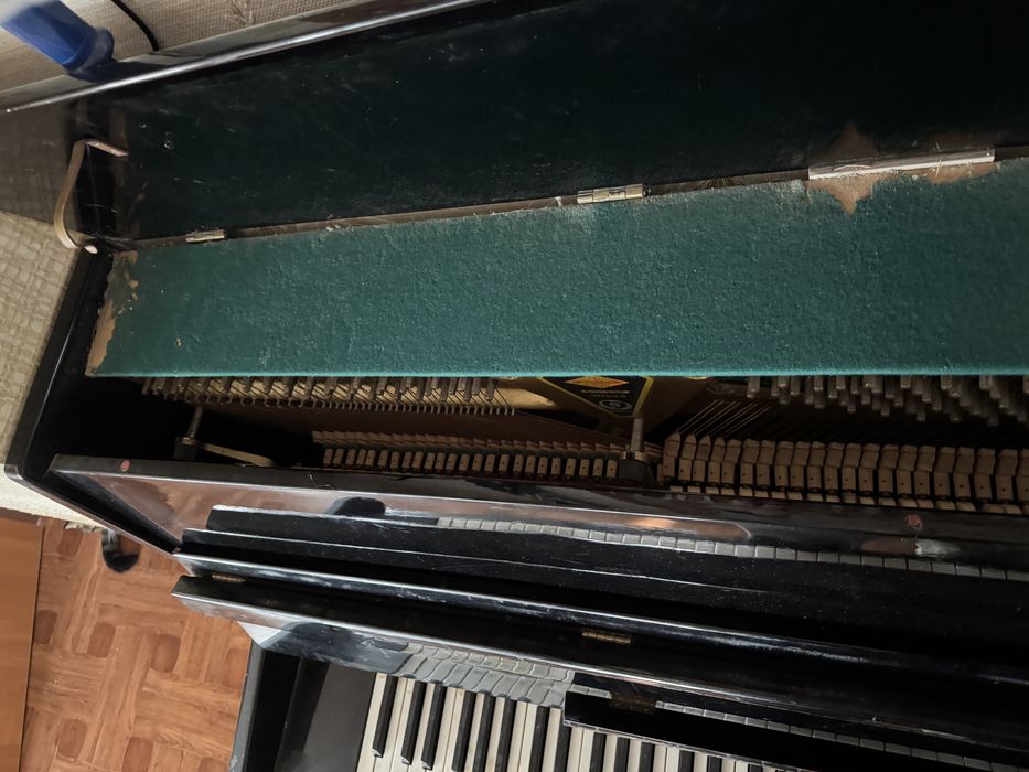 БЕЗКОШТОВНО фортепіано Україна, самовивіз