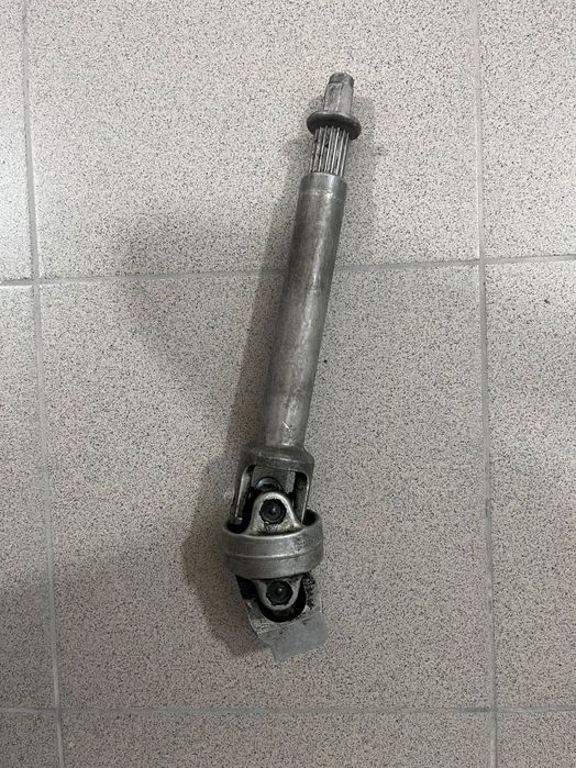 Рульовий карданчик БМВ 5 F10