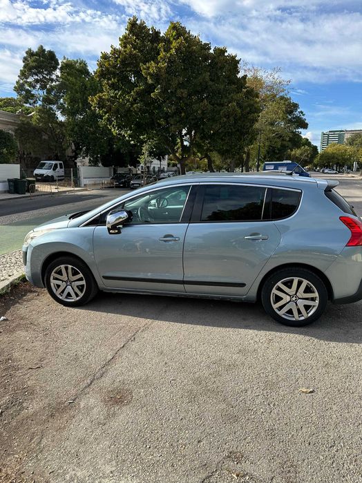 Peugeot 3008 Hybrid 4