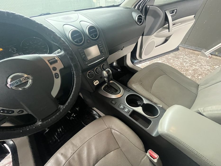 ПРОДАМ  авто нісан рог 2013р