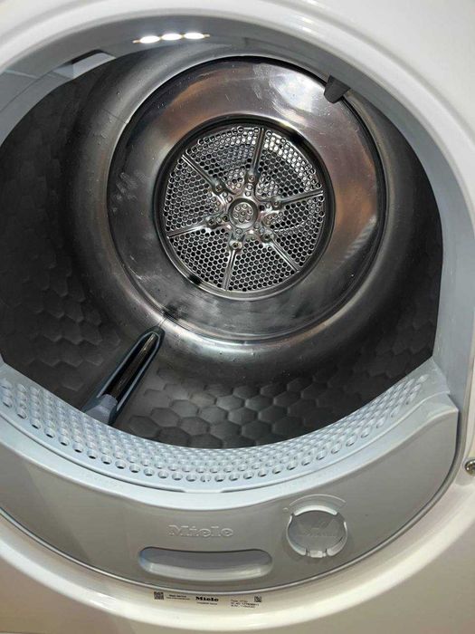 сушильна машина miele TCA230WP