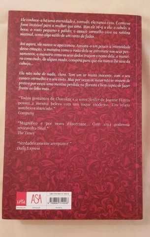 Livro "O Rapaz de Olhos Azuis" de Joanne Harris